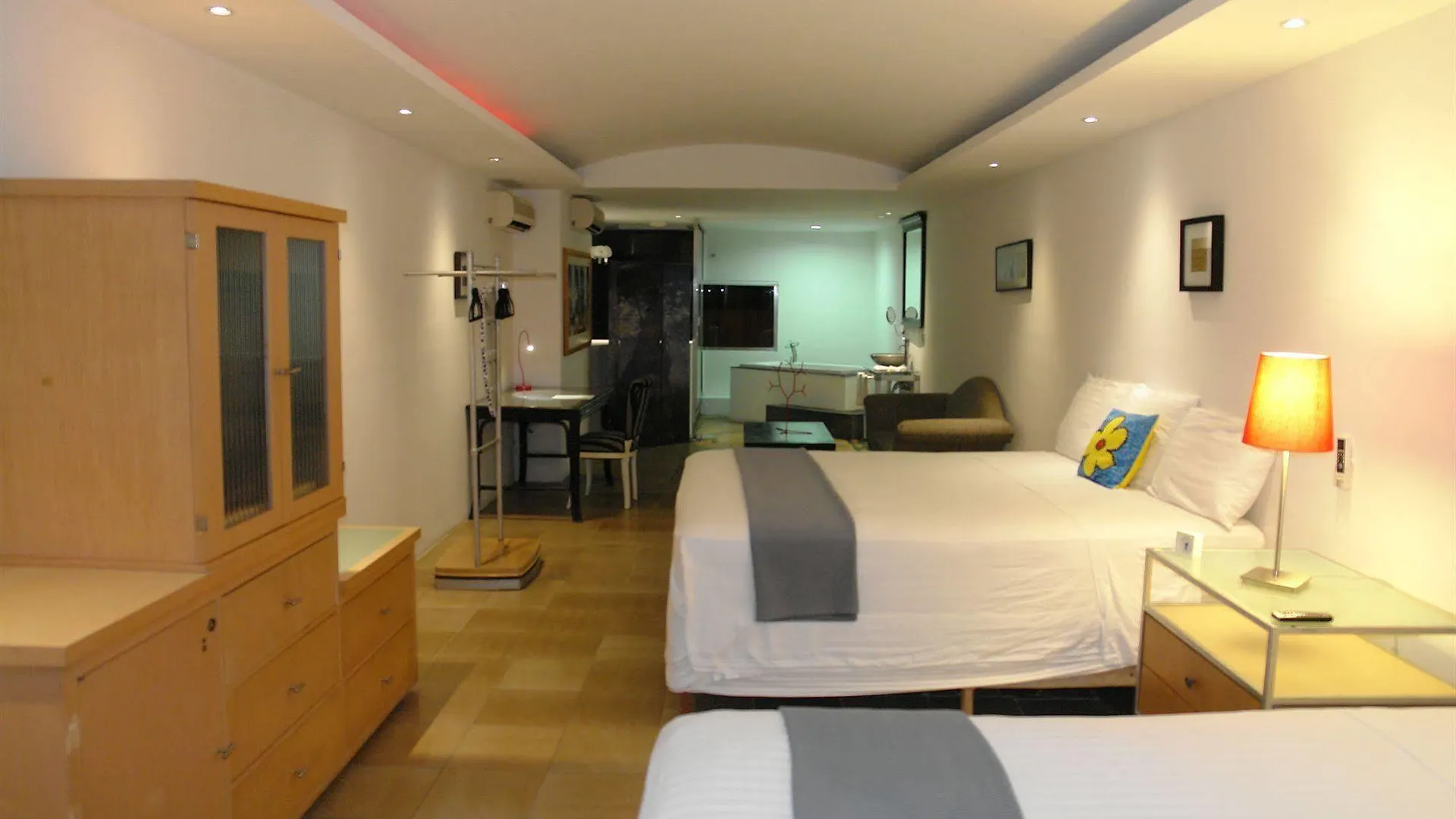 Mayafair Design Hotel Cancún 4*,
