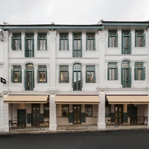 Claude Singapore