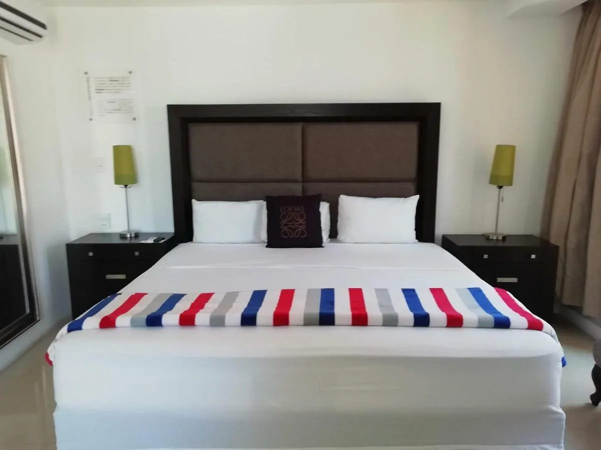 Mayafair Design Hotel Cancún 4*,